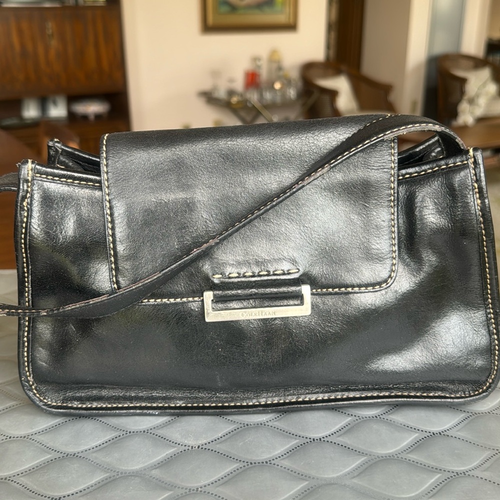💕Cole Haan Black Leather East West Shoulder Bag VGUC